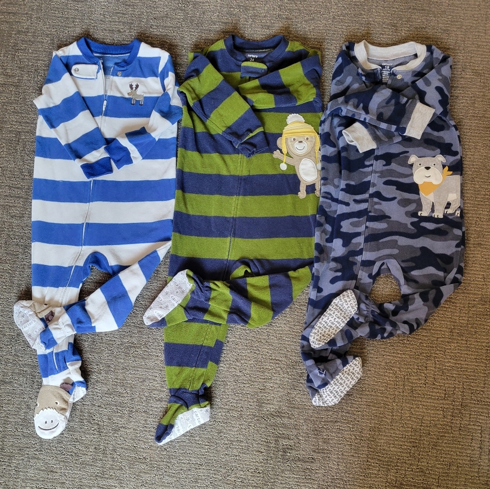 Lot of 3 baby toddler clothings
